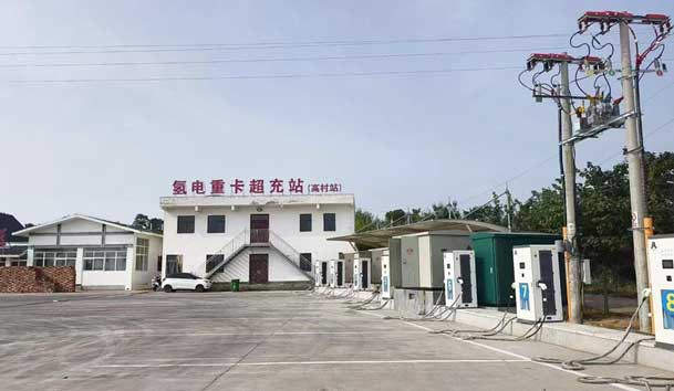 【重卡电动先锋】平博pinnacle300-400kW重卡充电桩：亮点与应用典范(图6)